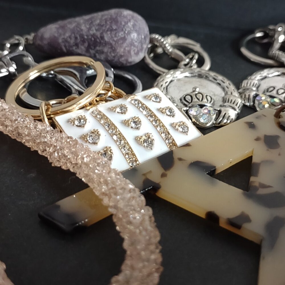 Lot Of 6 Pretty Keychains